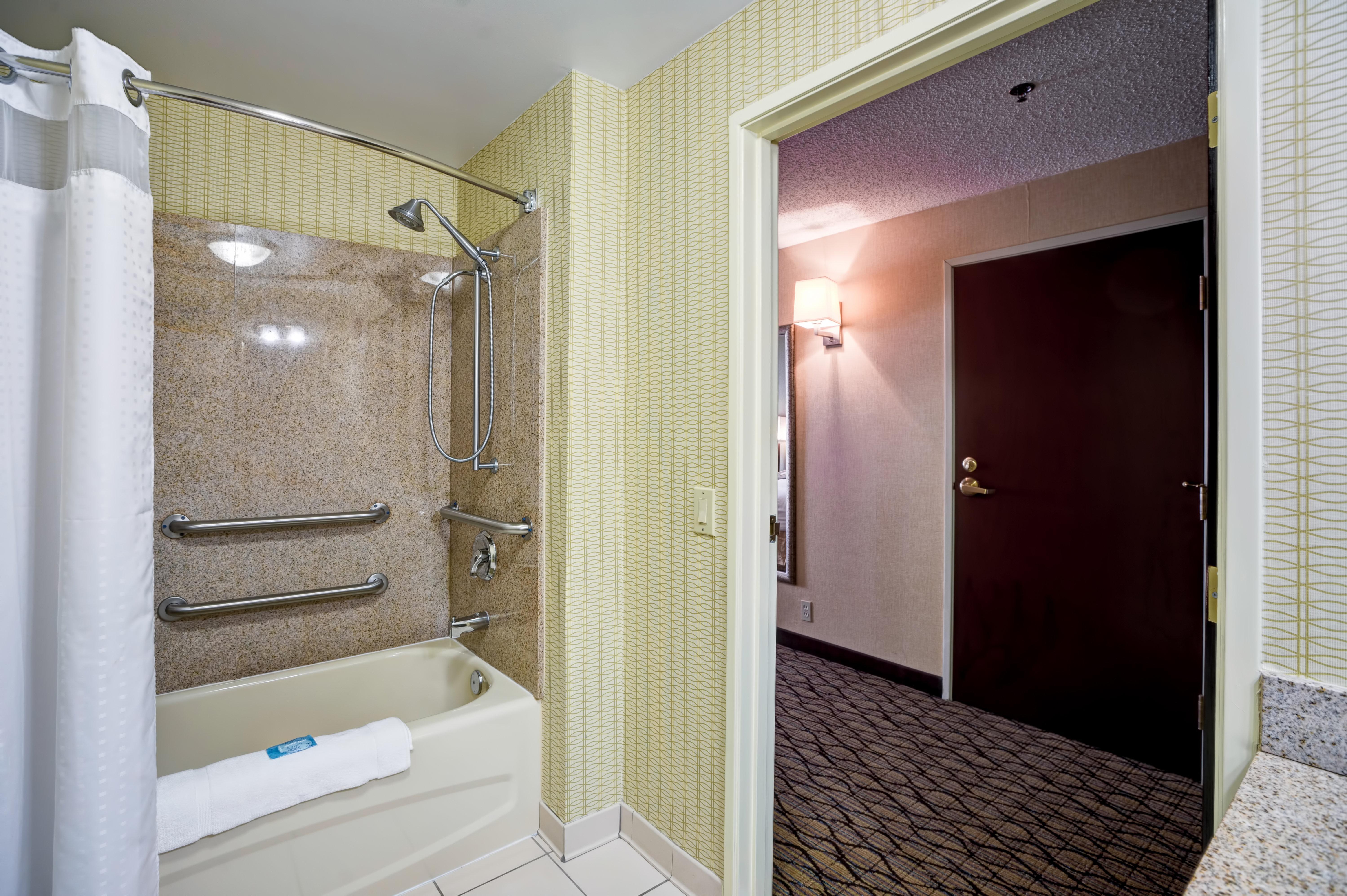Holiday Inn Express Hotel & Suites Christiansburg By Ihg Esterno foto